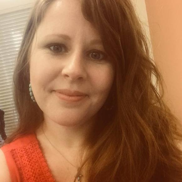 Meet the Posher Other - Meet your Posher, Tara